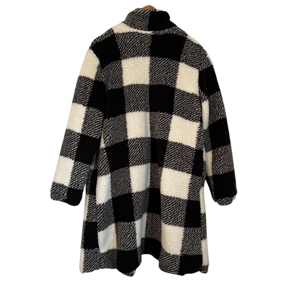 SHEIN Black and White Plaid Teddy Jacket - Picture 2 of 7